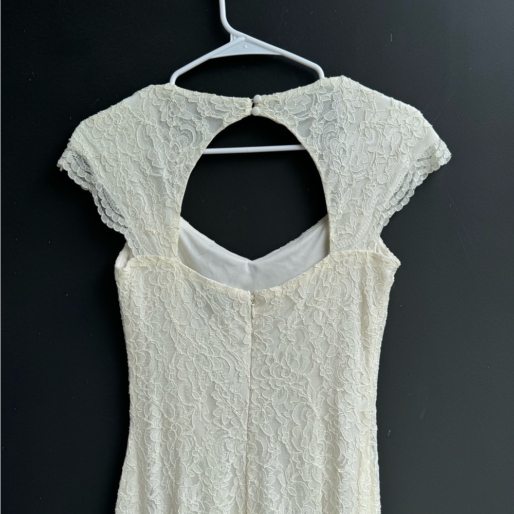 Ralph Lauren Evening ivory lace wedding gown - Picture 8 of 10